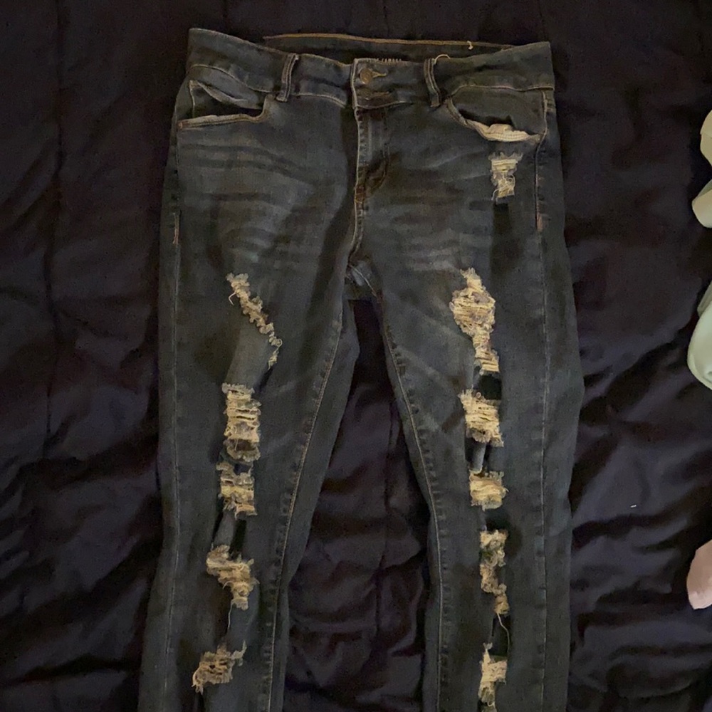 Distressed Skinny Jeans